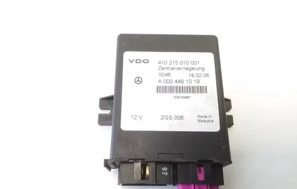 Mercedes-Benz Vito Viano W638 Other control units/modules A0004461019