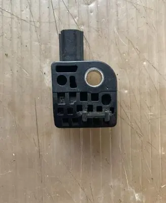 Hyundai ix35 Airbag deployment crash/impact sensor 959202S000 60831160885 328170608