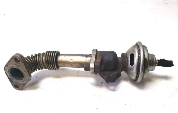 Volkswagen Golf III EGR valve 05501