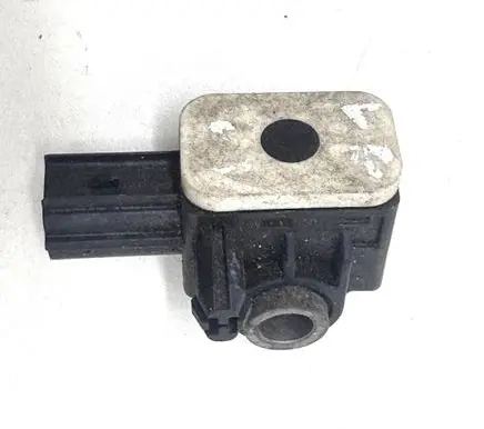 Ford Fusion II Airbag deployment crash/impact sensor CM5T14B006AA