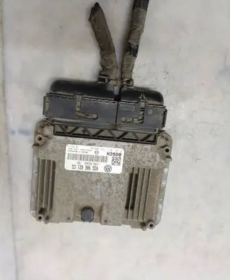 Volkswagen Caddy Engine control unit/module 03G906021CG 1039S12044 0281012746