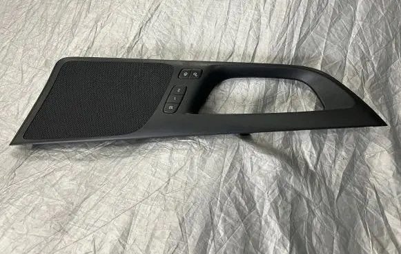 Volvo S60 Front door speaker cover trim 31490198 11N00301H 061070061