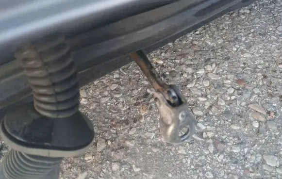 Honda Civic Rear door check strap stopper