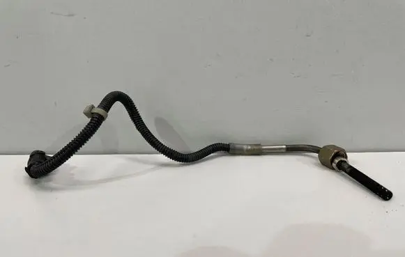 Mercedes-Benz CLS C218 X218 Exhaust gas temperature sensor A0009050632
