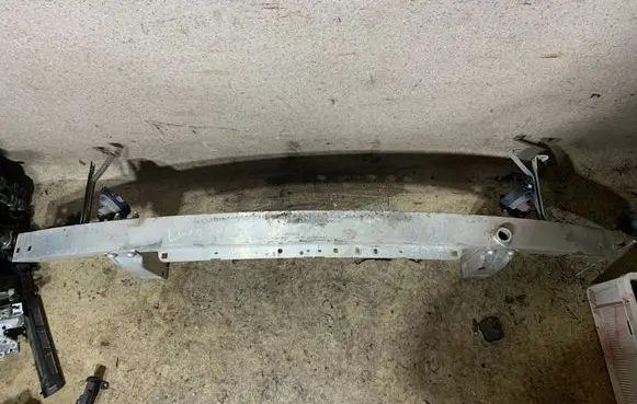 Mercedes-Benz C W204 Front bumper cross member A2046201195