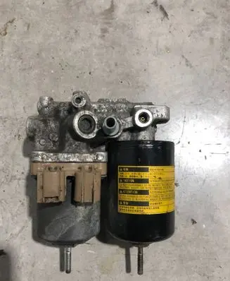 Toyota Prius+ (ZVW40) ABS Pump 4707012010