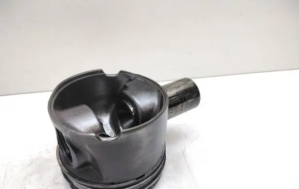 BMW X3 E83 Piston 84L107