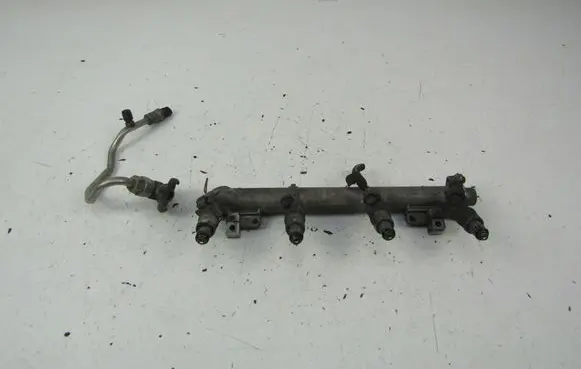 Opel Vectra C Fuel main line pipe 