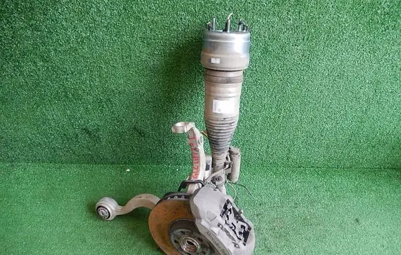 Mercedes-Benz GLC X253 C253 Stub axle 