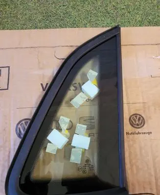 Volkswagen Polo VI Front triangle window/glass 2G4845298