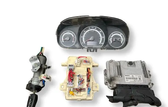 KIA Ceed Engine ECU kit and lock set 0281016876 391132A557