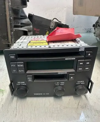 Volvo S40, V40 Radio/CD/DVD/GPS head unit 30887084 1625E181H 60534W0248