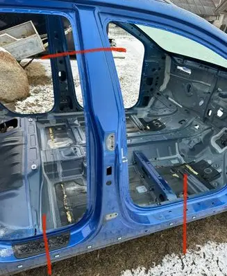 KIA Sportage Pillar (middle) 