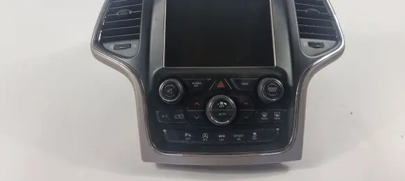 Jeep Grand Cherokee Radio/CD/DVD/GPS head unit 68258696AA 61571C0747 68254006AI