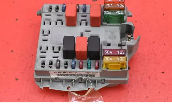 Fiat Doblo Fuse box set 46752702