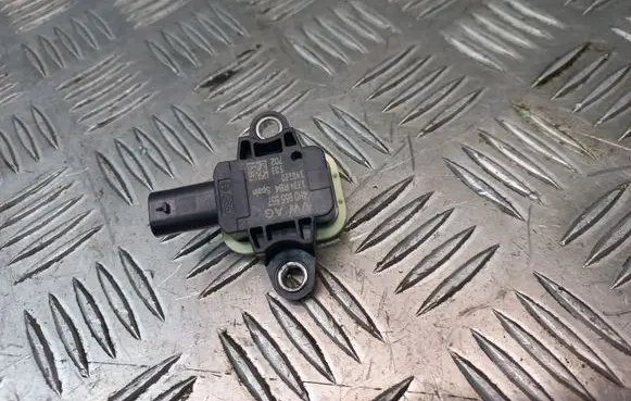 Audi A7 S7 4G Airbag deployment crash/impact sensor 4H0955557