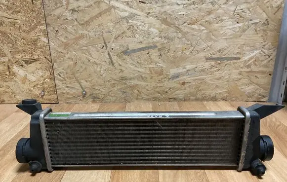 Mercedes-Benz A W168 Intercooler radiator A1685000000 01009990000 U199021
