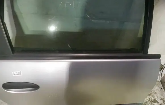 Renault Espace III Rear door glass trim molding