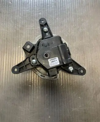 Hyundai Santa Fe Air flap motor/actuator D266NE9LA02