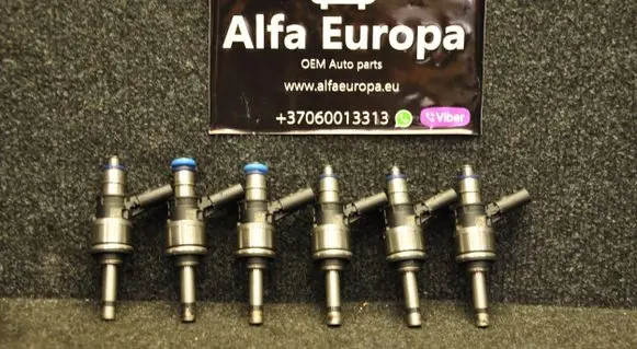 Audi Q7 4M Fuel injector 06C906036C