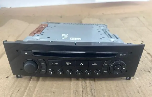 Peugeot RCZ Radio/CD/DVD/GPS head unit 96766653XN PSARCD43572 A2C53424358