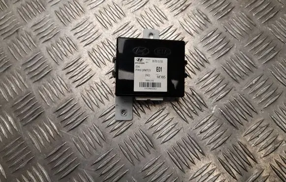 Hyundai ix 55 Parking PDC control unit/module 957003J150