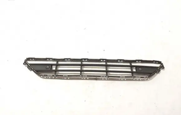 Volvo XC90 Front bumper lower grill 31353373