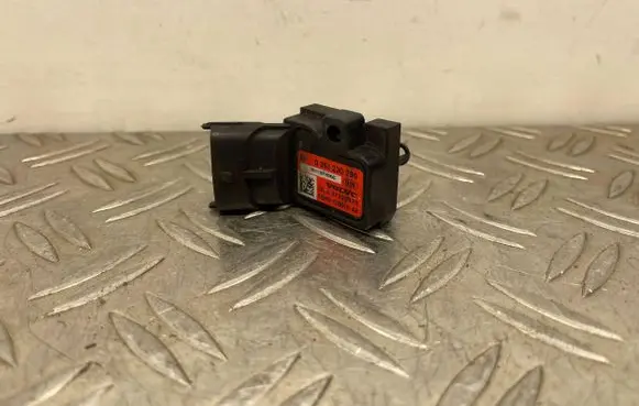 Volvo S60 Air pressure sensor 31303975 0261230296