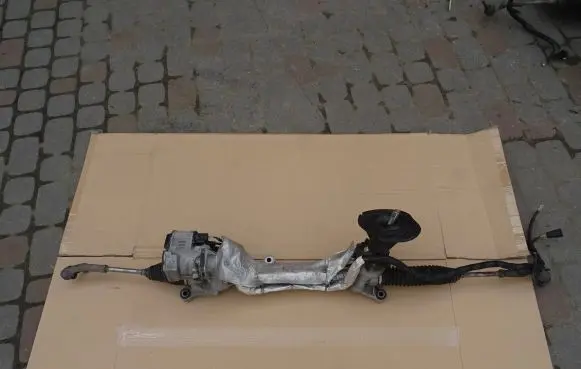 Ford Kuga II Steering rack HV6C3D070 170633NNNA3