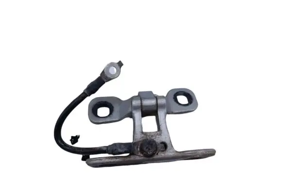 BMW X3 E83 Tailgate/trunk/boot hinge