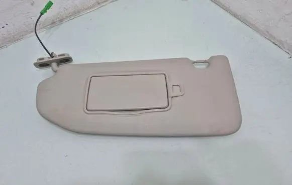 Volvo S60 Sun visor 