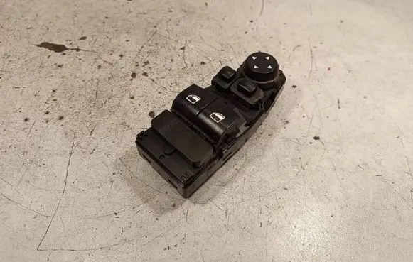 BMW 4 F32 F33 Electric window control switch 9226269