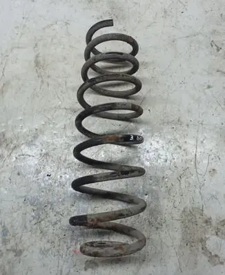 Volkswagen Golf III Rear coil spring