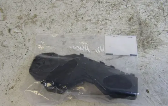 Mazda CX-3 Front bumper mounting bracket D24H500T1C