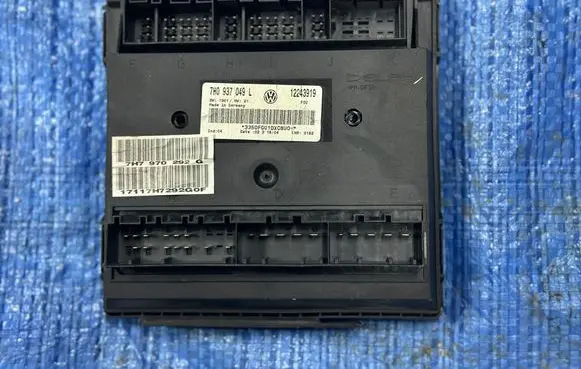 Volkswagen Multivan T5 Comfort/convenience module 7H0937049L 12243919