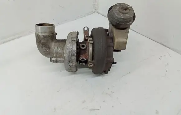 Toyota Auris 150 Turbo 172010R021 070421 01147