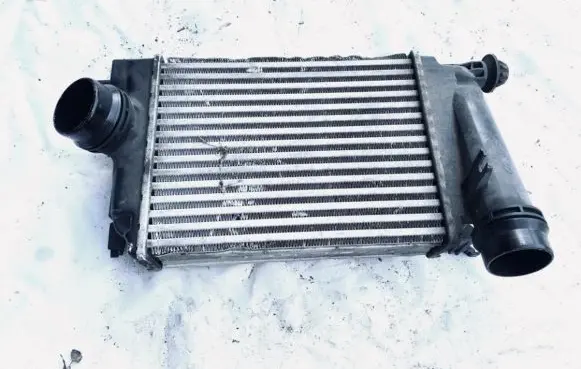 Nissan Qashqai Intercooler radiator 144614ea0a 14461-4ea0a