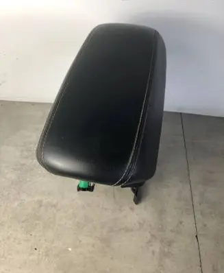 Jeep Cherokee Armrest 1WZ47DX9AA