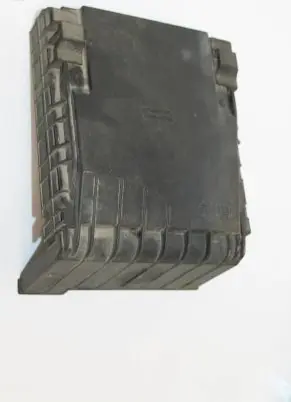 Skoda Octavia Mk2 (1Z) Fuse box cover 1K0937132F
