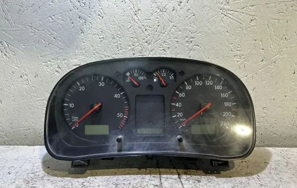 Volkswagen Golf IV Speedometer (instrument cluster) 1J0920802F 110008957061
