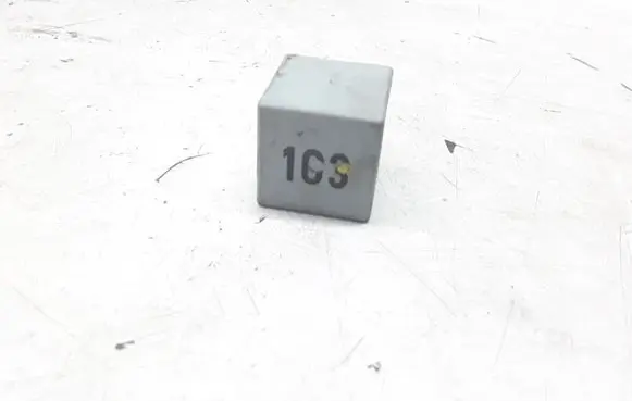 Skoda Fabia Mk1 (6Y) Other relay 357911253