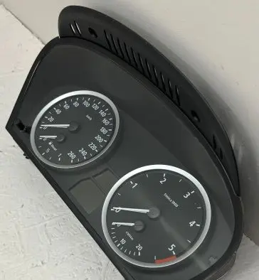 BMW 5 E60 E61 Speedometer (instrument cluster) 6958600 A2C53103634
