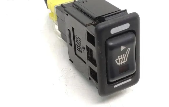 Subaru Impreza III Seat heating switch