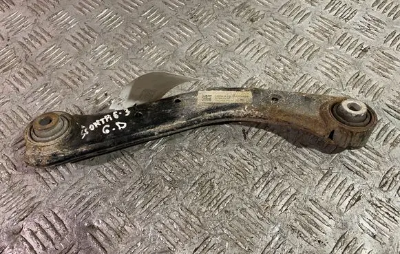 Rear control arm