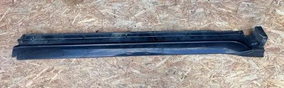 Mitsubishi Pajero Sill