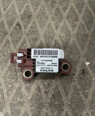 Volvo S40, V40 Airbag deployment crash/impact sensor 30613043A E012820680
