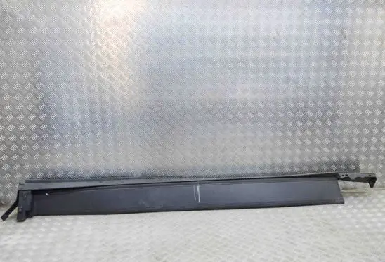 Ford Mustang Mach-E Sill LJ8BR1015502