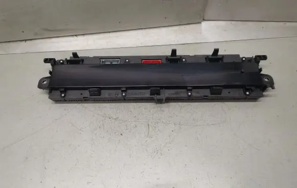 Renault Scenic II - Grand scenic II Speedometer (instrument cluster) P8200451505A 8200451505A
