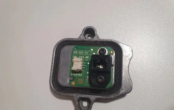 BMW 3 F30 F35 F31 LED ballast control module 63117419615 7419615