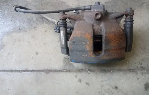 Audi TT TTS RS Mk3 8S Front brake caliper